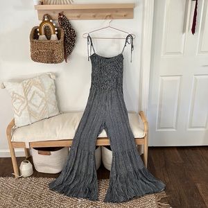 Storia L Navy Bellbottom jumpsuit